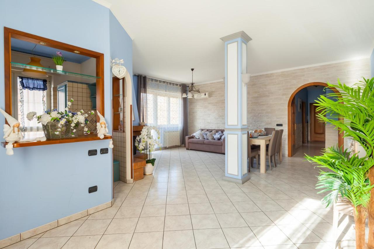 Casa Vacanze Giramondo Fiumicino Eksteriør billede