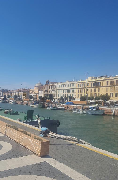 Casa Vacanze Giramondo Fiumicino Eksteriør billede